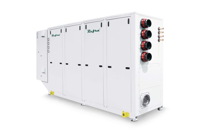 Refra Oasis Quad liquid cooled chillers from the right side