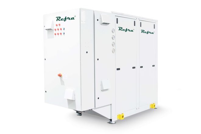 Refra Oasis Twin liquid cooled chillers from the left side