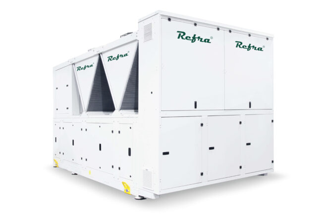 Air cooled propane chillers Galaxy Twin with full box manufactured by Refra from the left side