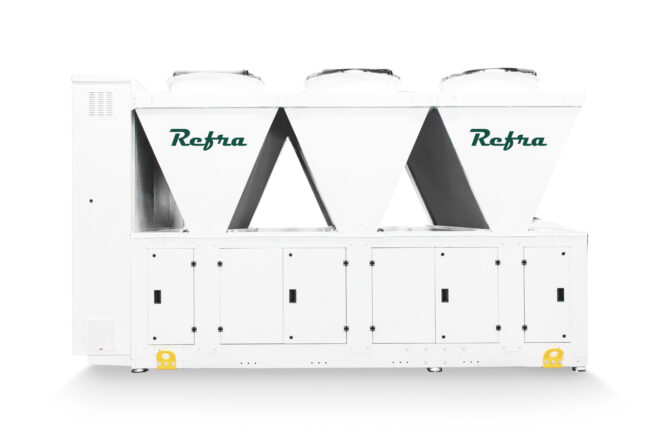 Air cooled industrial chiller manufactured by Refra from the front