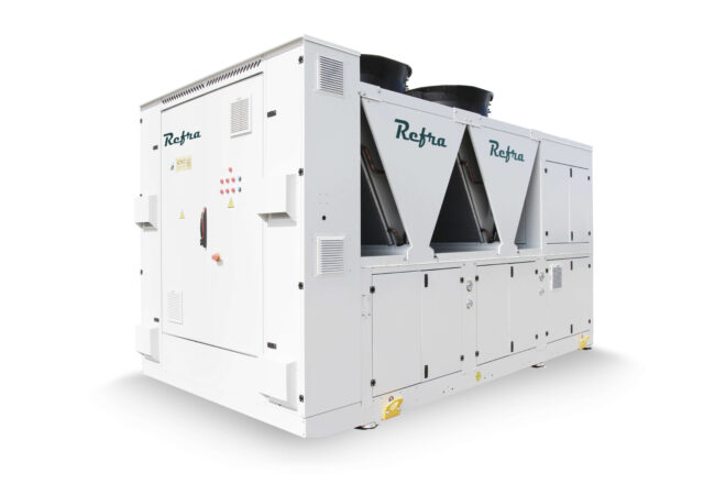 Air cooled propane chillers Galaxy manufactured by Refra from the right side