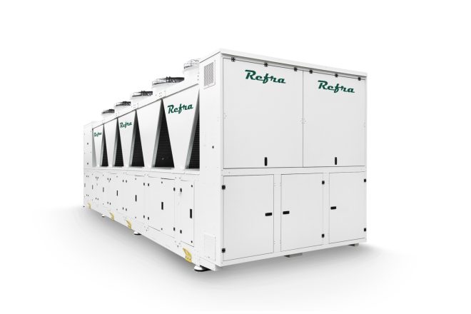 Industrial air cooled chillers for refrigeration systems in a white modular frame manufactured by Refra