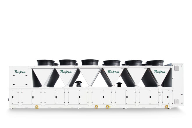 Air cooled propane chillers Galaxy Quad with full box manufactured by Refra from the front