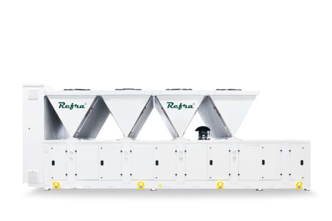 Air cooled propane chillers Galaxy Quad with half box manufactured by Refra from the front