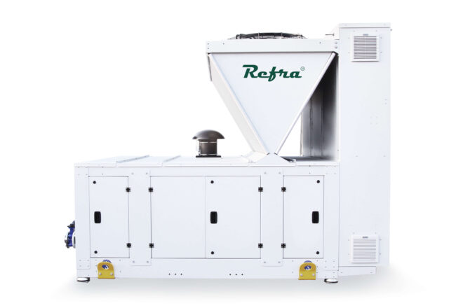 Air cooled propane chillers Galaxy Solo with half box manufactured by Refra from the front