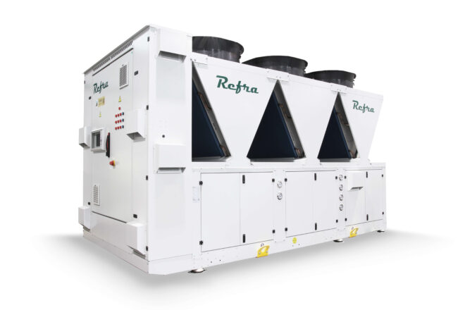 Air cooled industrial chillers manufactured by Refra from the left side