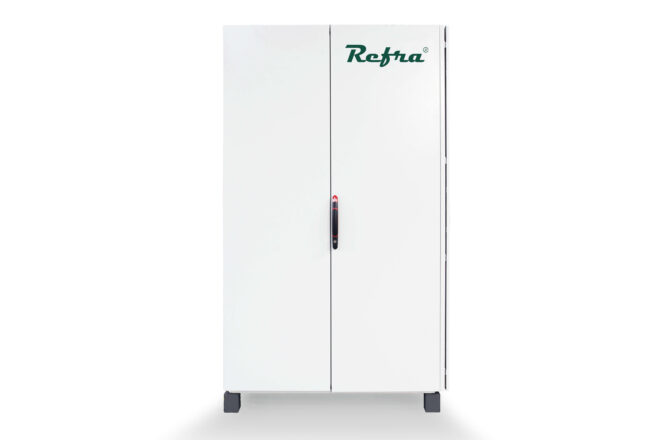 CO2 Light refrigeration system manufactured by Refra closed from the front
