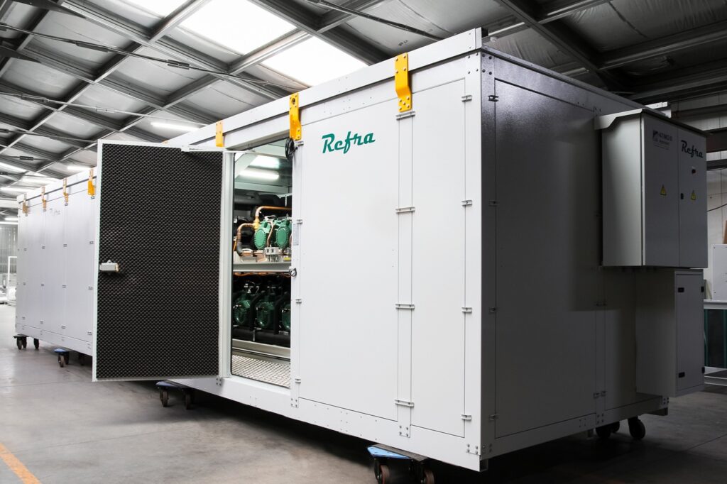 Refra Container with CO2 refrigeration systems for commercial refrigeration